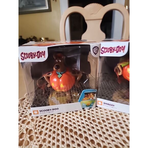 Culturefly Scooby-doo & Shaggy 4.5" Vinyl Figure Set Halloween 2025 Collectible - Picture 2 of 6